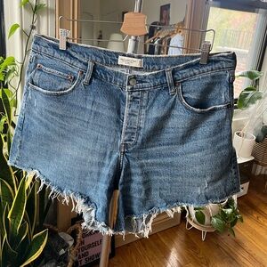 The 90’s Baggy Shorts